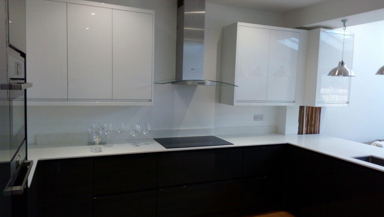 Modern Kitchen Installation – Kingston (KT2)