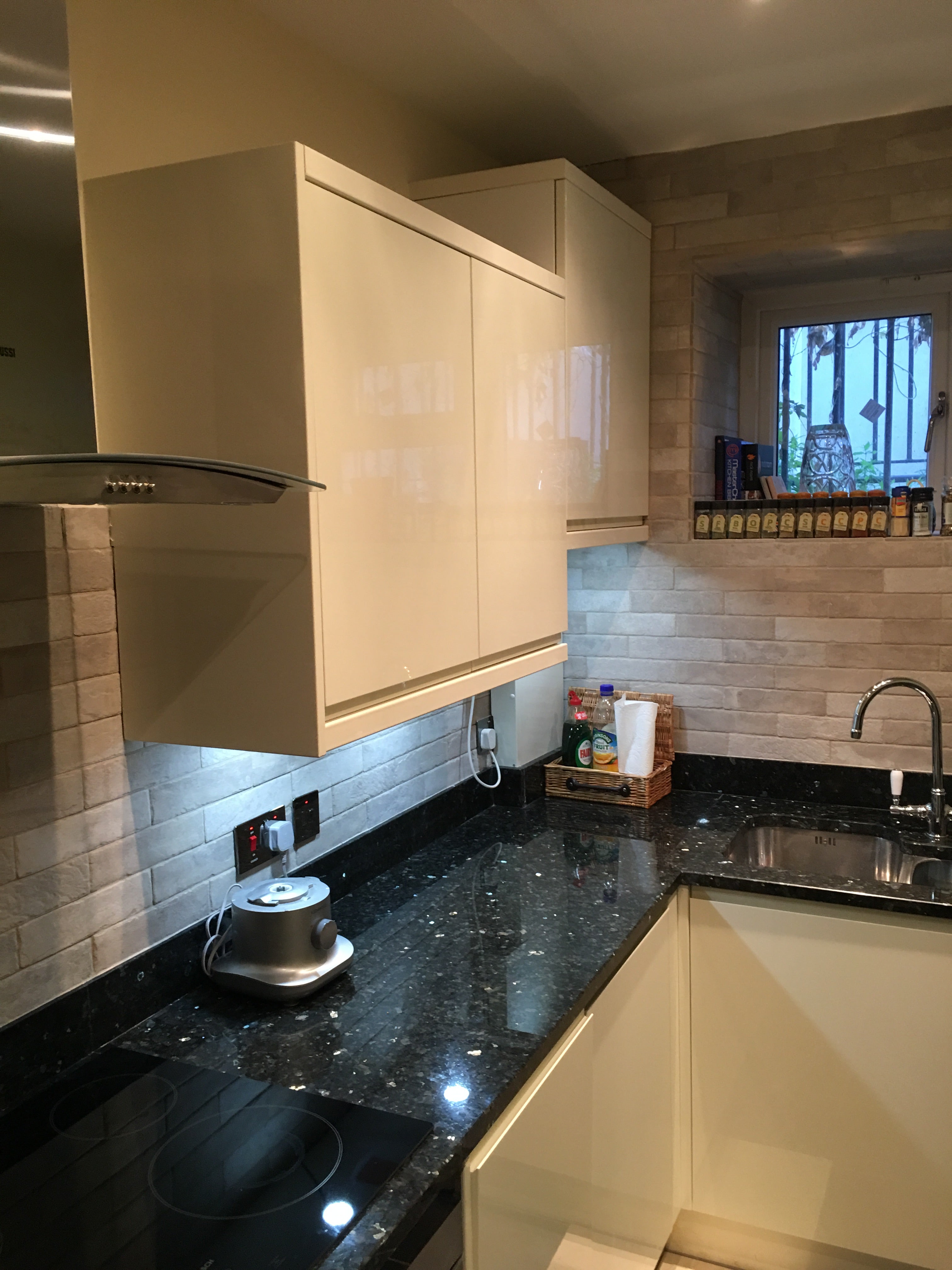 Sutton Build