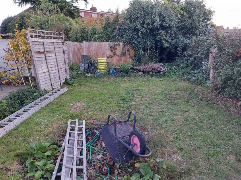 Porcelain Patio, Fencing & Artificial Grass Installation – Kingston upon Thames (KT1)