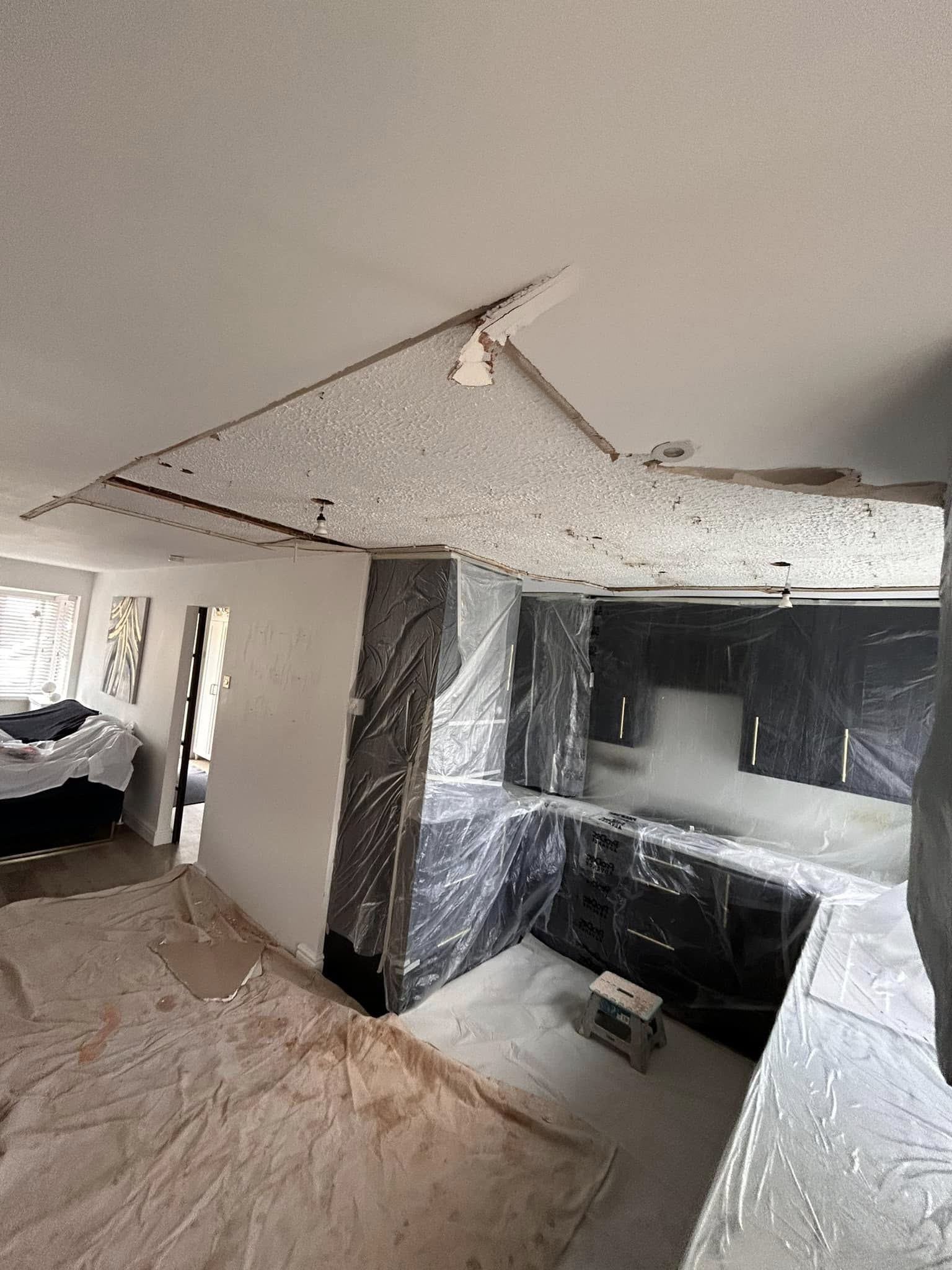 Kitchen Ceiling Renovation & Plastering – Battersea (SW11)