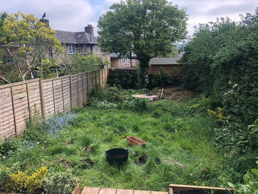 New Sleeper Wall, Turfing & Fencing Installation – Coulsdon (CR5)