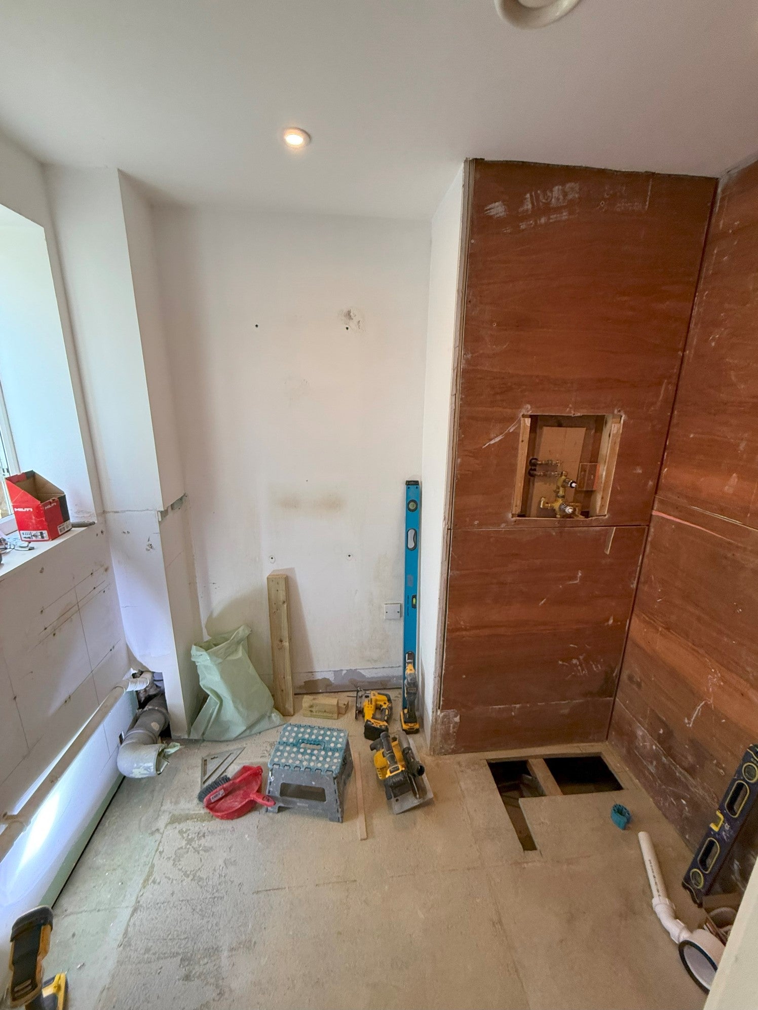 Sutton Build