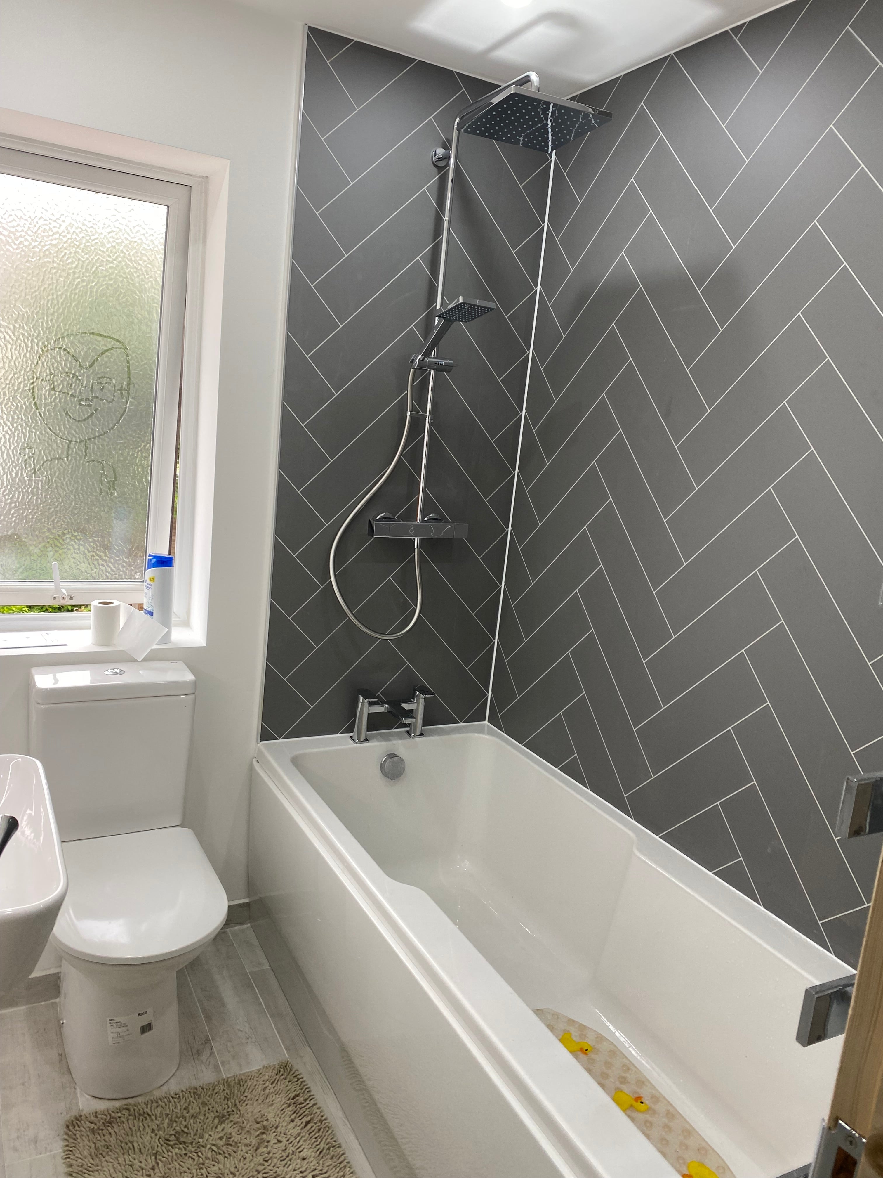 Bathroom installation in Worcester Park (KT4)
