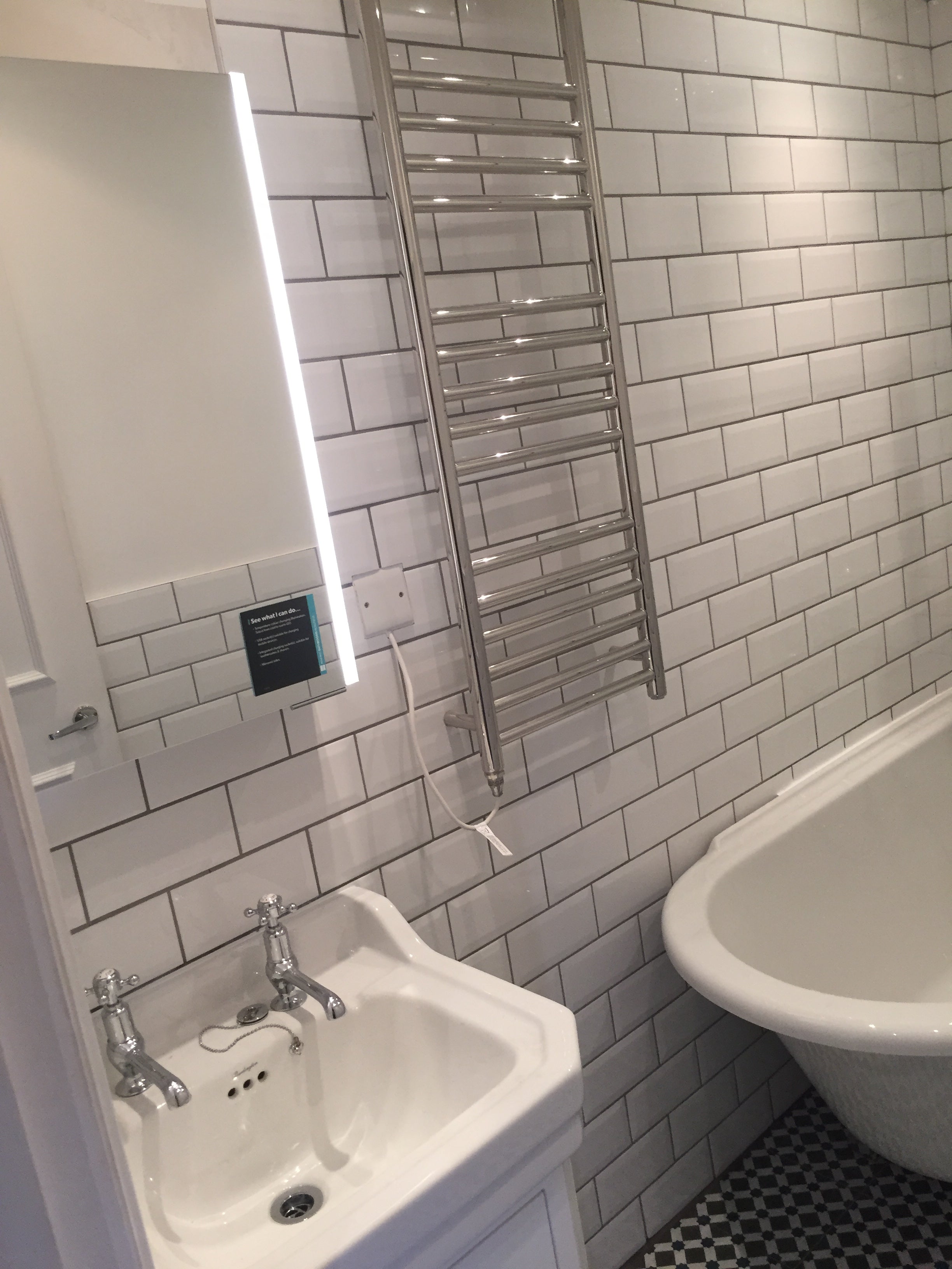 Bathroom installation in Fulham (SW6)